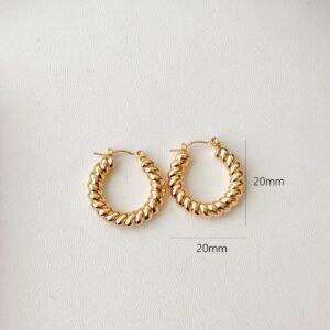 Gold Floral Dangle Earrings - image 1