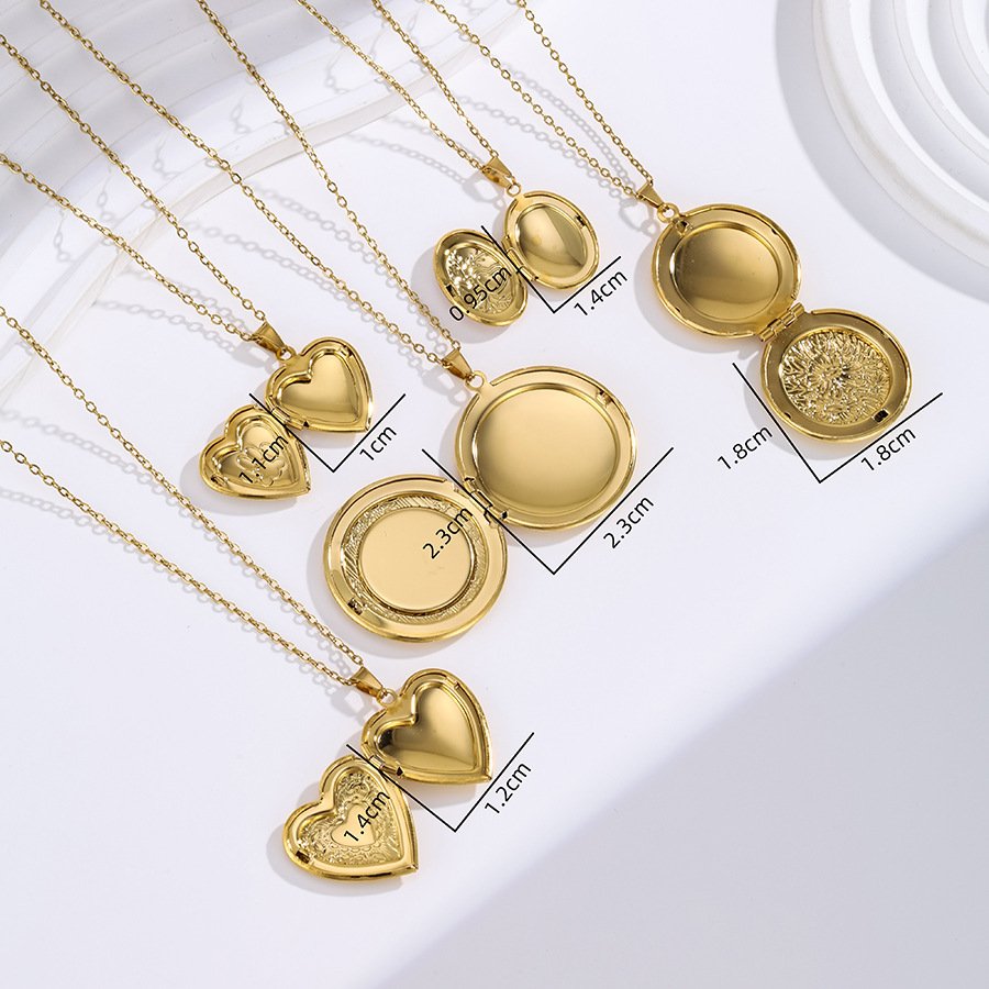 Stainless Steel Heart Flower Jewelry Pendant Wholesale product image