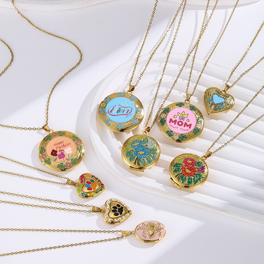 Stainless Steel Heart Flower Jewelry Pendant Wholesale product image