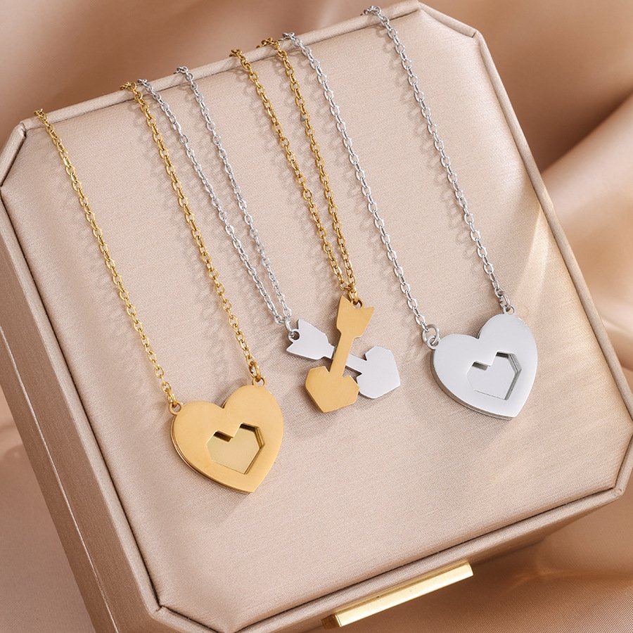Stainless Steel Heart Jewelry Pendant Style S0750011 Wholesale product image