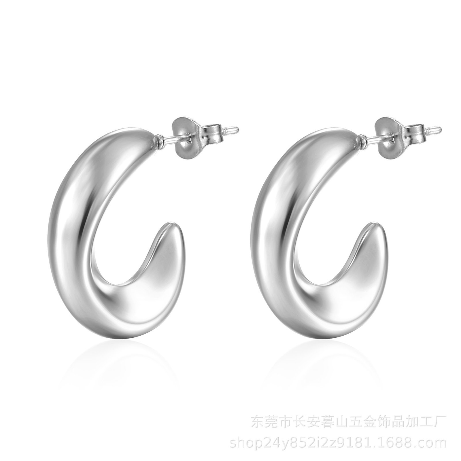 Stainless Steel Heart Bamboo Earrings Wholesale product image