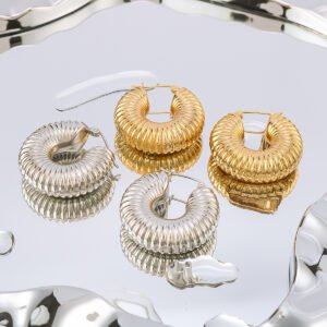 Stainless Steel Heart Earrings Wholesale product image