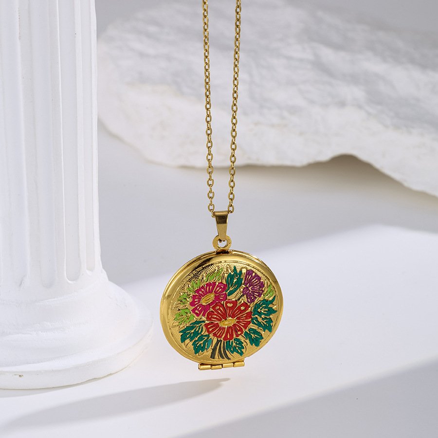 Stainless Steel Heart Flower Jewelry Pendant Wholesale product image