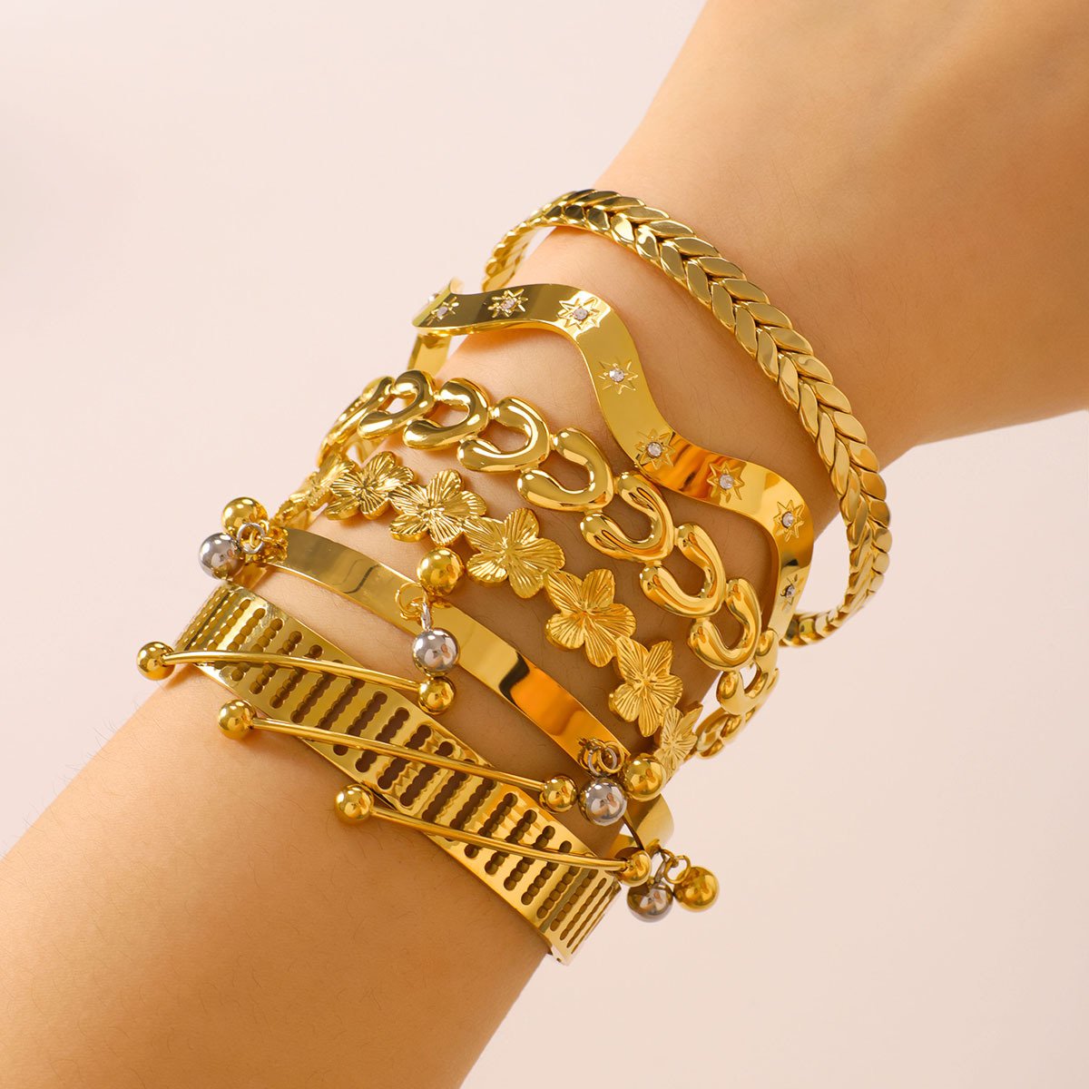 Stainless Steel Flower Geometric Vintage Minimalist Bangle Wholesale product image